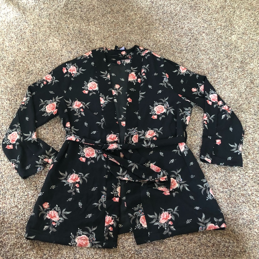 Divided by H&M belted Floral Kimono
